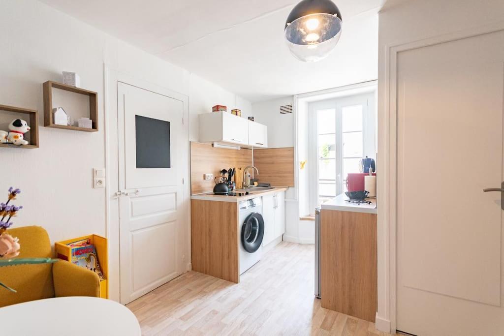 Apartmán Souvenirs D'Enfance-La Bonne Marienne-La Madeleine Angers Exteriér fotografie
